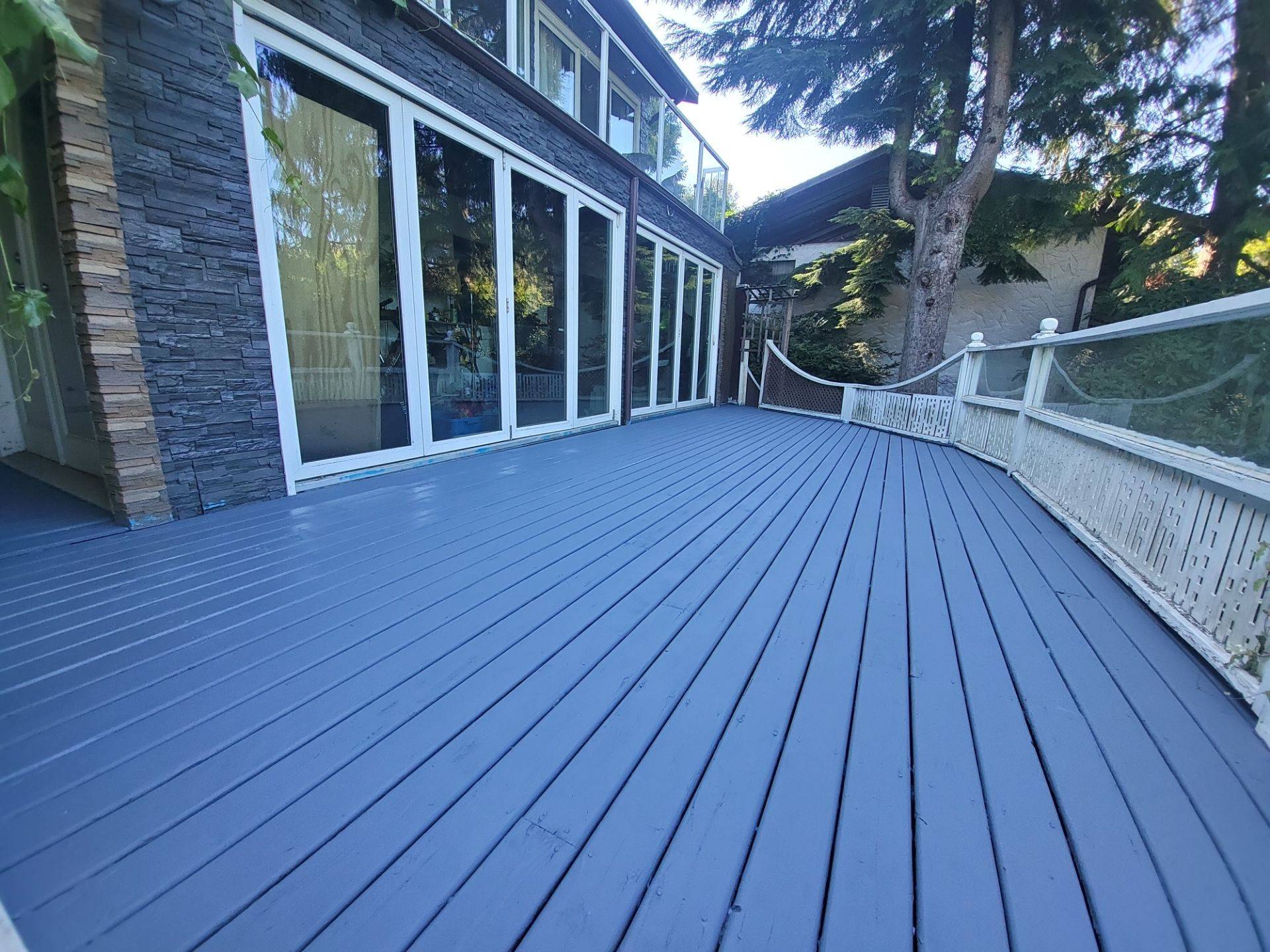 2 coats of stain were done on this deck to ensure that it will last for years to come!